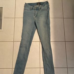 abercrombie and fitch jeans